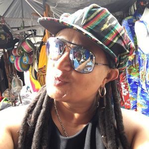 Meet your Posher, Doris